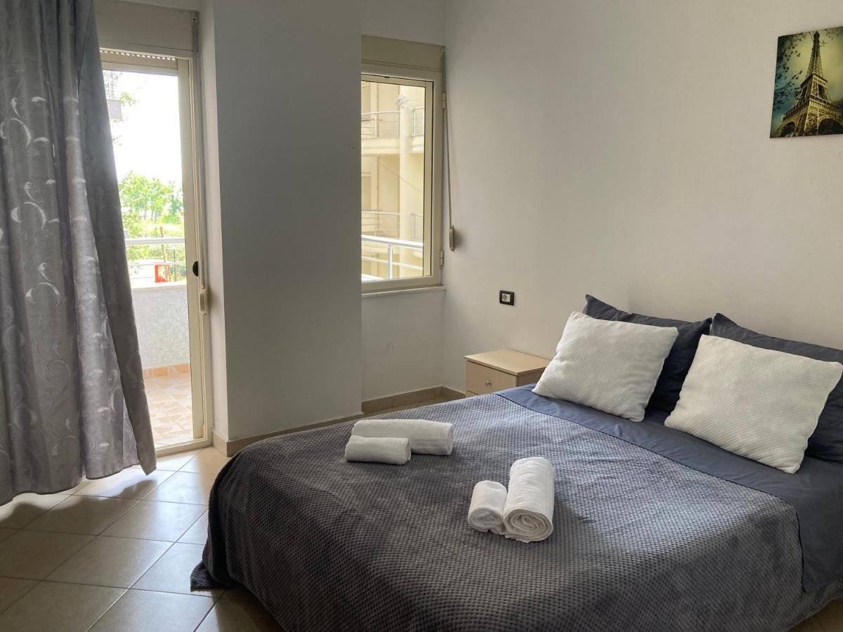 Lungomare Holiday Apartments Durrës Eksteriør bilde
