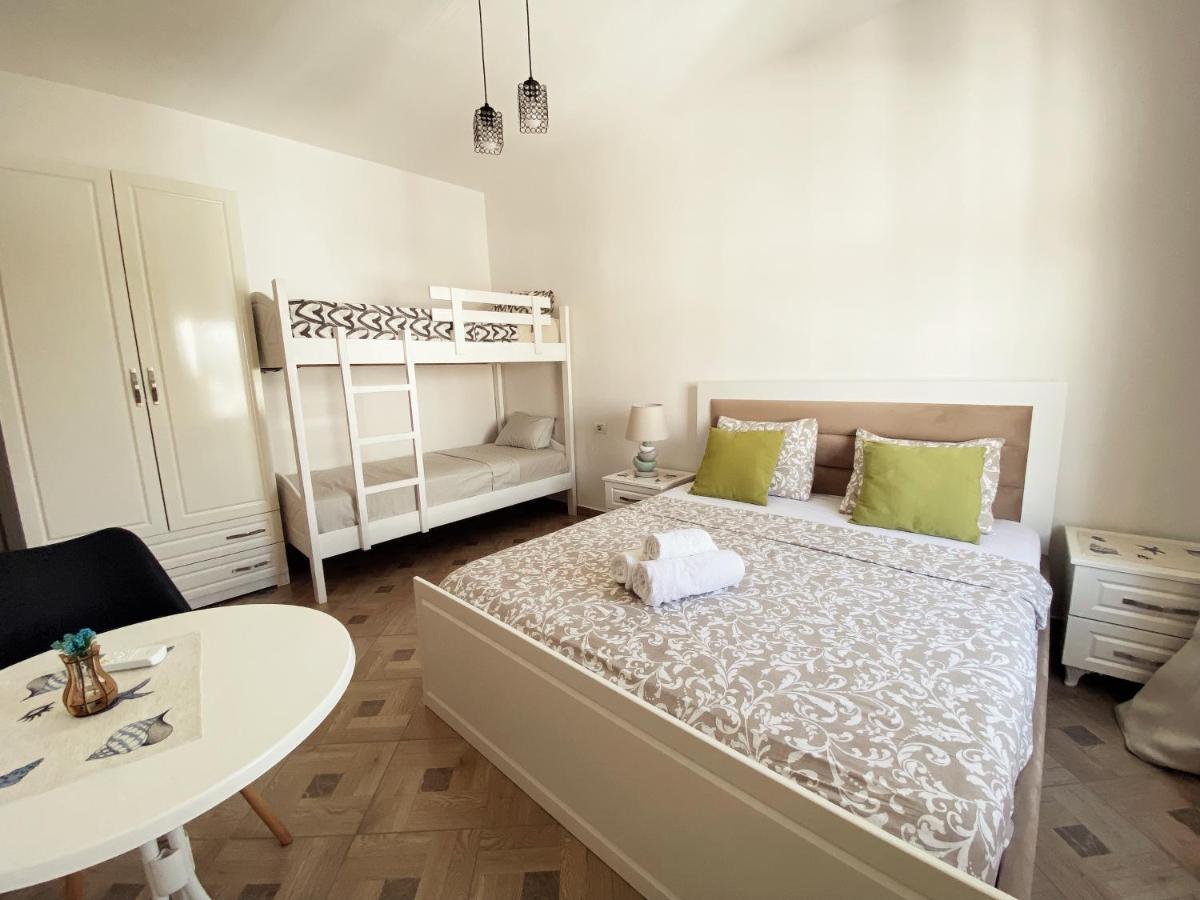 Lungomare Holiday Apartments Durrës Eksteriør bilde